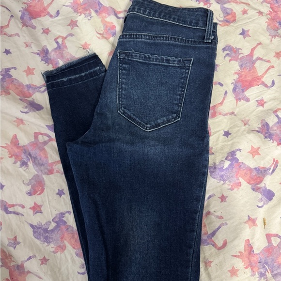 Women’s Old Navy jeans - Picture 3 of 3